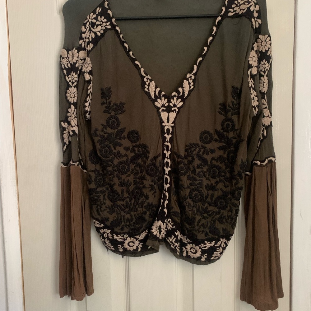 Lucky Brand Embroidered Floral Top